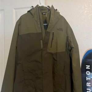 The North Face Men's Green snowboard/ski Jacket